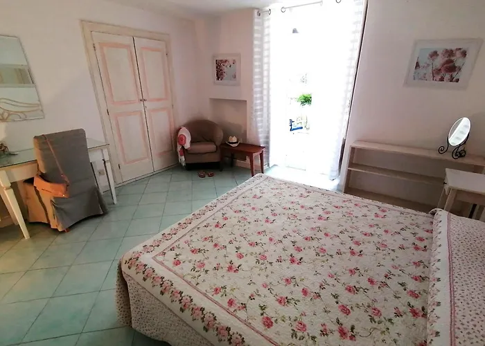 Venus Bed & Breakfast 4*