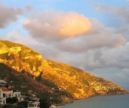 Venus 3* Positano