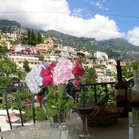 Venus Positano