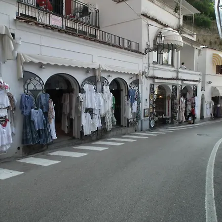 Venus Positano