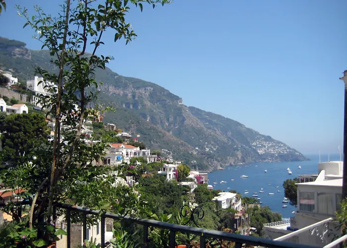 Venus Bed & Breakfast 4*