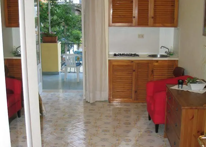 Venus Bed & Breakfast 4*